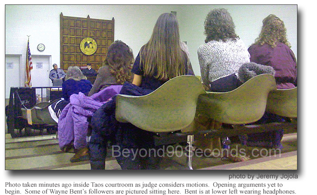 Wayne Bent supporters in court.
